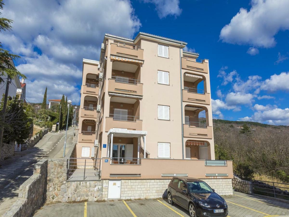 Apartment Color Green Dramalj Rom bilde